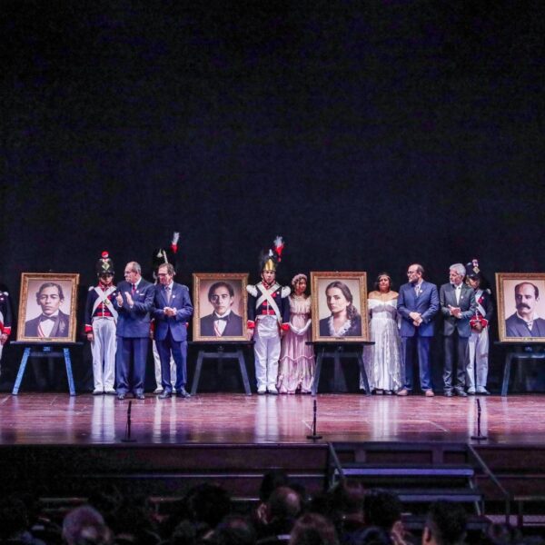 a43dee27-e3bb-46f5-83b6-f2aed7769e1f 2